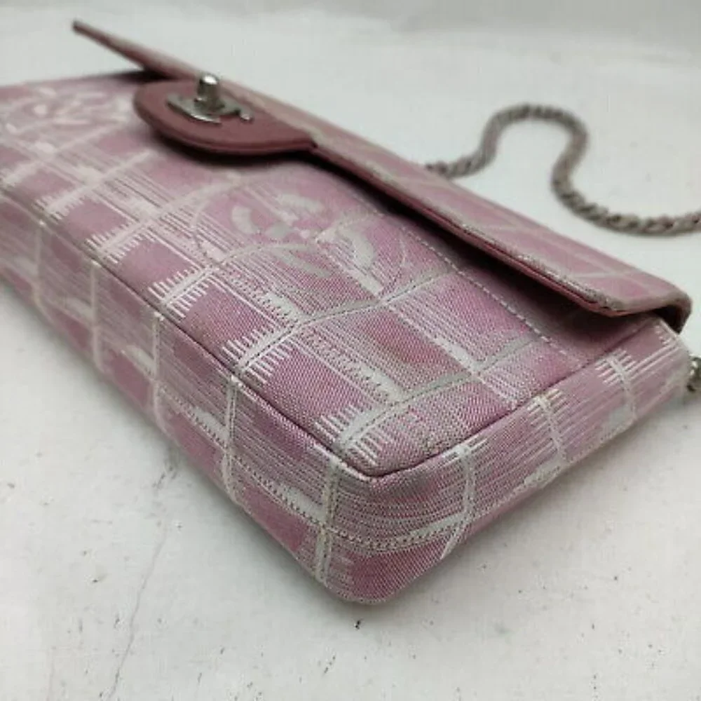 Chanel Pink Canvas Shoulder Bag - Picture 5 of 9